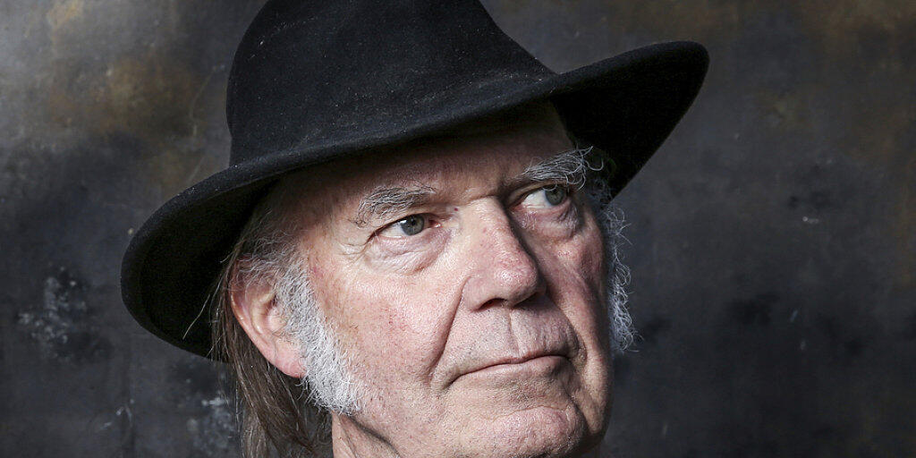 Bis Ende Juni 2018 stellt der kanadische Musiker Neil Young im Internet sämtliche Alben gratis zum Download bereit. (Archivbild)