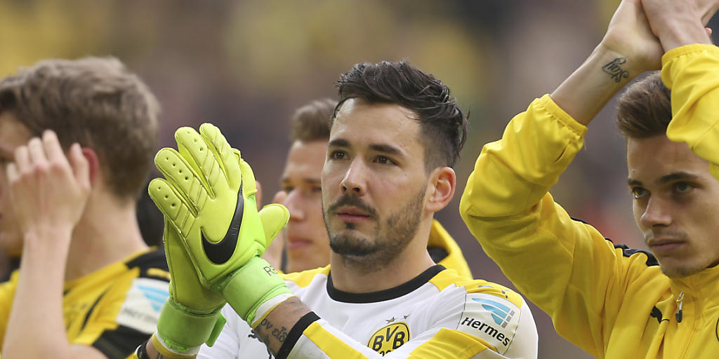 Gänsehaut beim Empfang durch die Dortmunder Fans: BVB-Goalie Roman Bürki