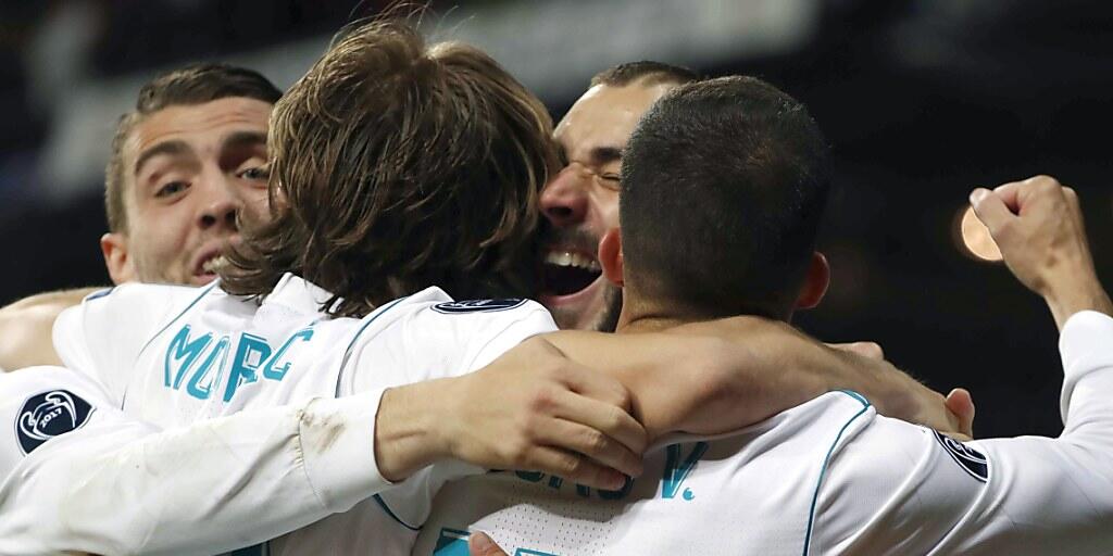 Erzielte beim 2:2 gegen Bayern München beide Treffer für Real Madrid: Karim Benzema (im Hintergrund)