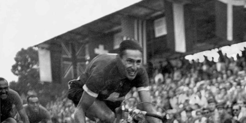 Anno 1951: Ferdy Kübler wird in Varese Strassenweltmeister