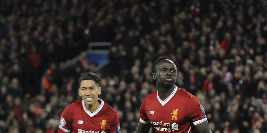 Sadio Mané und Roberto Firmino kommen mit Liverpool in der Champions League gar nicht aus dem Jubeln heraus