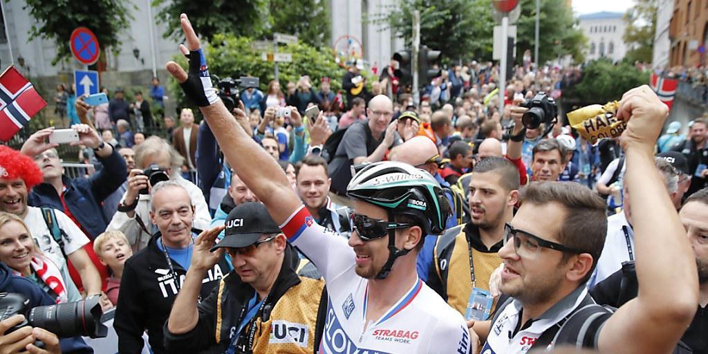 Dreifach-Weltmeister Peter Sagan lässt sich feiern