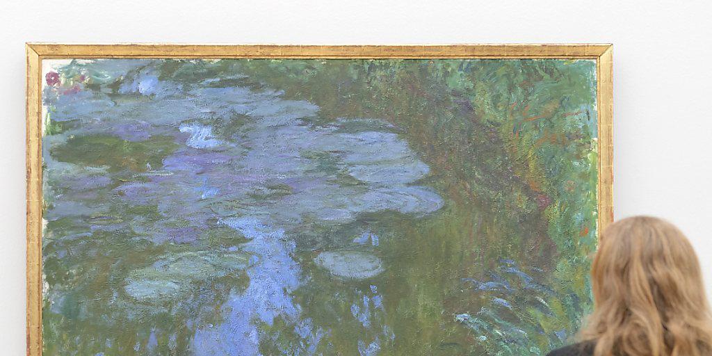 Die grosse Monet-Ausstellung in der Fondation Beyeler in Riehen BS zeigt auch einige der berühmten Seerosen-Bilder. Die "Nymphéas", die Claude Monet in seinem Garten in Giverny gemalt hatte, leiten zum Spätwerk des französischen Impressionisten über.