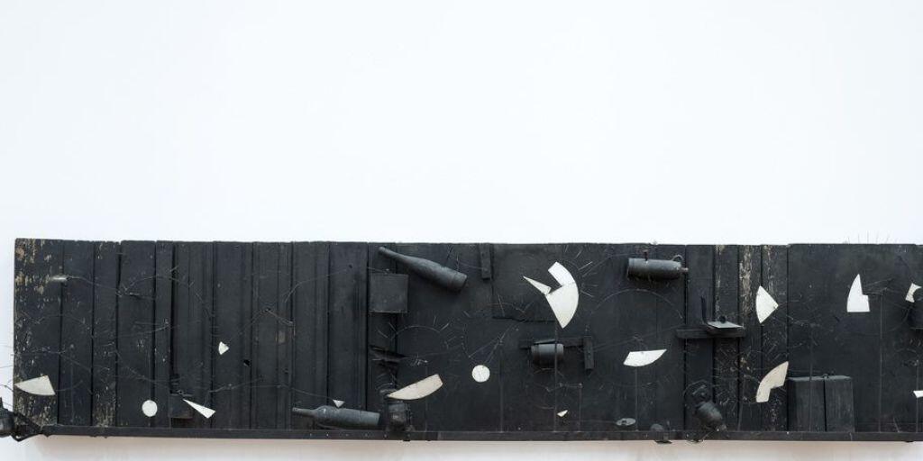 Das Werk "Relief méta-mécanique sonore I" (1955) von Jean Tinguely ist Teil der Ausstellung "Stunde Null" im Kunsthaus Zürich. Sie dauert vom 7. Juni bis 22. September 2019.