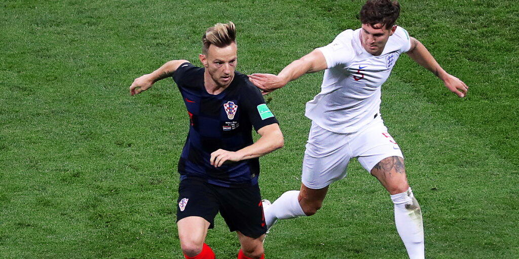 Wichtiger Eckpfeiler in Kroatiens Spiel: Ivan Rakitic, hier im Duell mit Englands John Stone