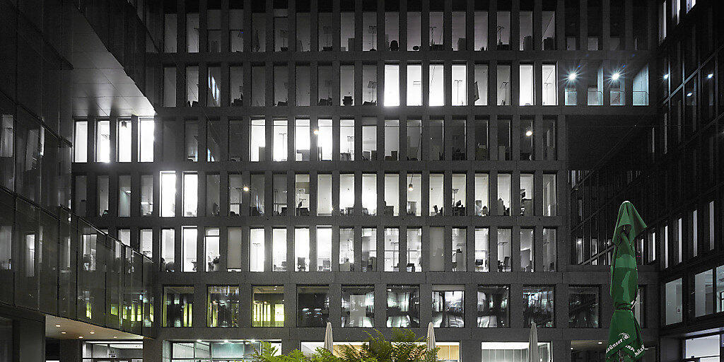 In der Schweiz standen 2018 deutlich weniger Büros leer als im Jahr davor. Insbesondere in der Zürcher Innenstadt sind Büroflächen gefragt.(Symbolbild)