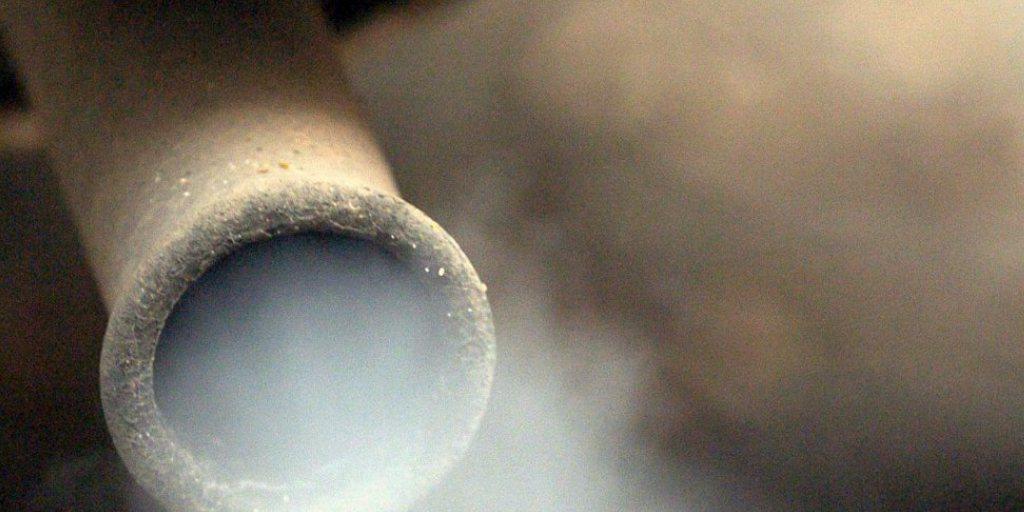 Forscher fordern, dass auch benzinbetriebene Autos mit Partikelfilter ausgerüstet werden. (Archivbild)
