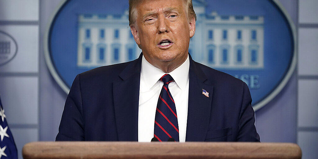 Donald Trump, Präsident der USA, spricht auf einer Pressekonferenz im Weißen Haus. Foto: Evan Vucci/AP/dpa
