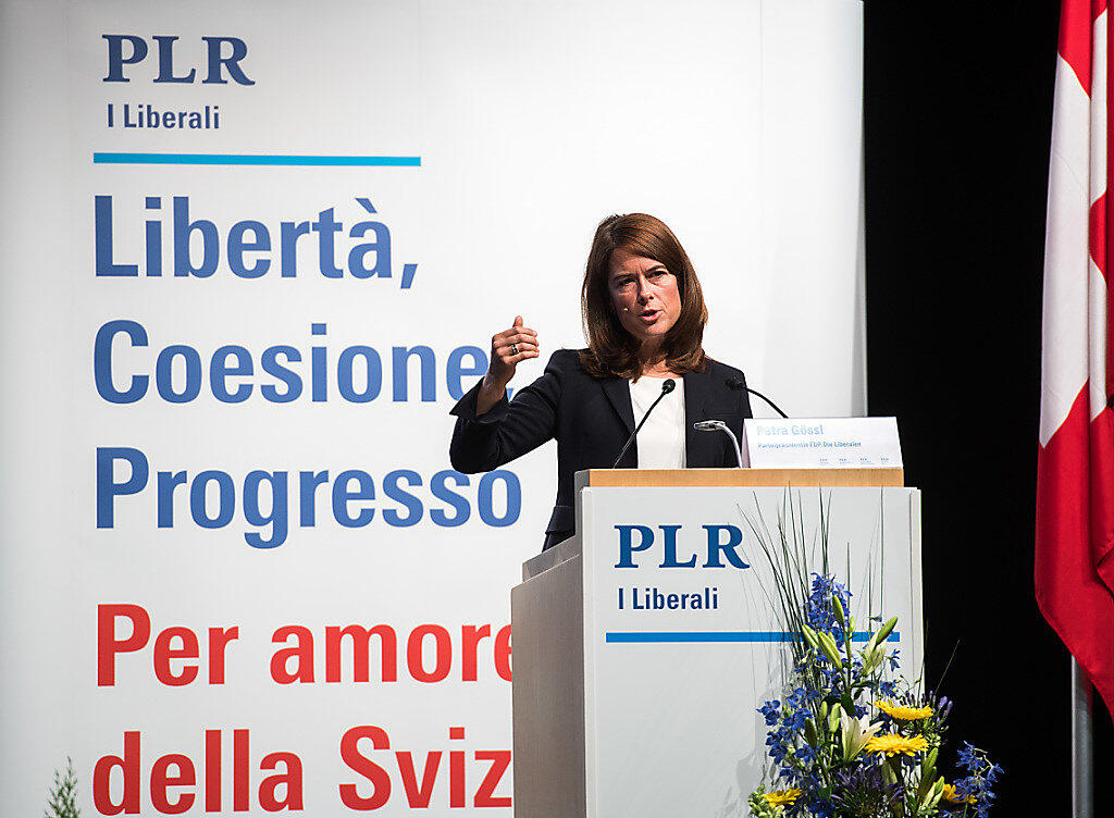 FDP-Präsidentin Petra Gössi plädiert an der Delegiertenversammlung der FDP Schweiz vom Samstag in Airolo für eine eigenständige und starke Schweiz.