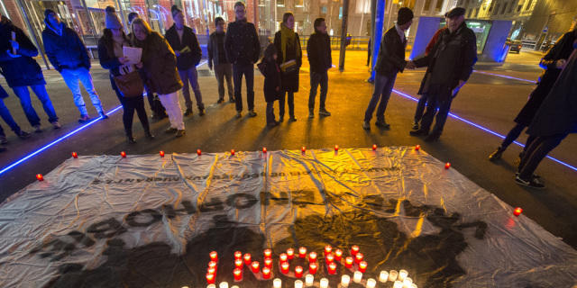 Aktion gegen die Ecopop-Vorlage im November 2014 in Lausanne Aktion gegen die Ecopop-Vorlage im November 2014 in Lausanne