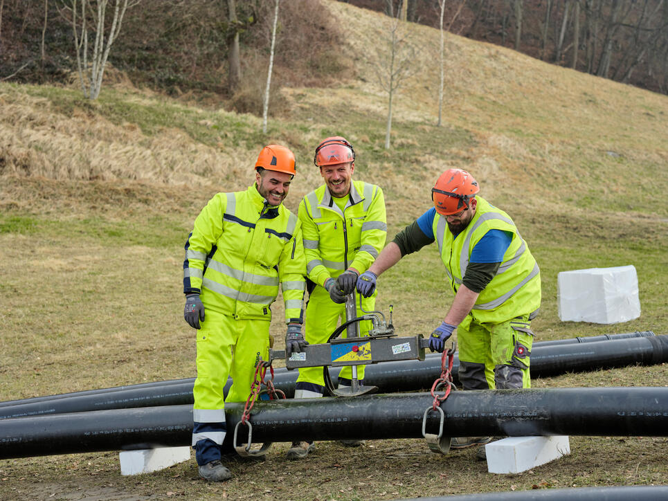 Installation der Fernwärme auf Schloss Vaduz