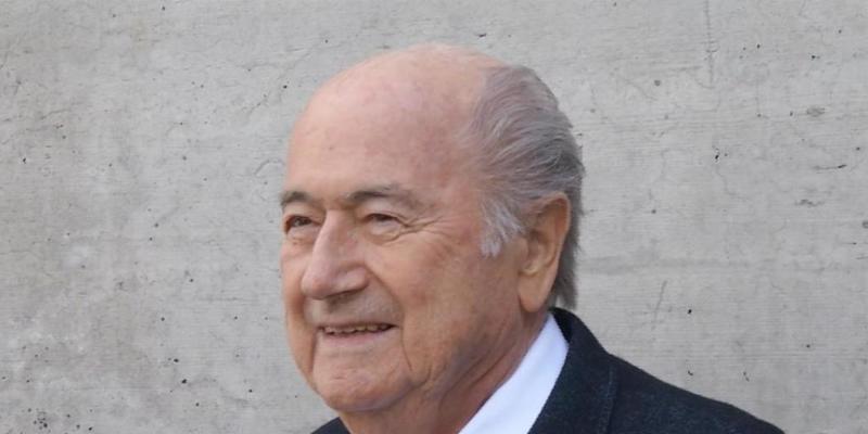 Der frühere FIFA-Präsident Sepp Blatter steht erneut im Visier der FIFA-Ethikkommission Der frühere FIFA-Präsident Sepp Blatter steht erneut im Visier der FIFA-Ethikkommission