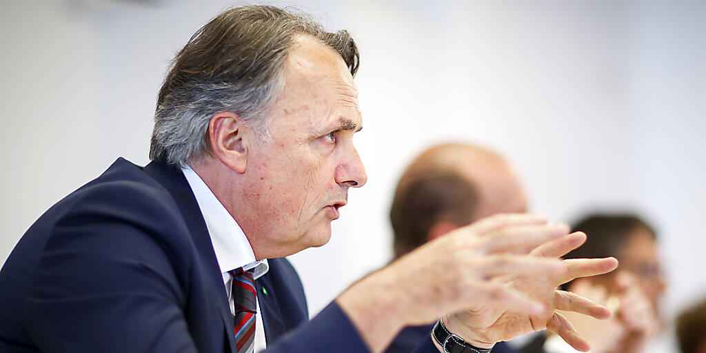 Der Chef des Staatssekretariats für Migration (SEM), Mario Gattiker, verteidigt in einem Interview mit dem "Blick" nochmals die Massnahmen seiner Behörde gegen Eritreer. (Archivbild)