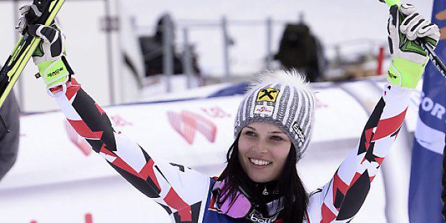Die Österreicherin Anna  Fenninger jubelt erneut als Siegerin.