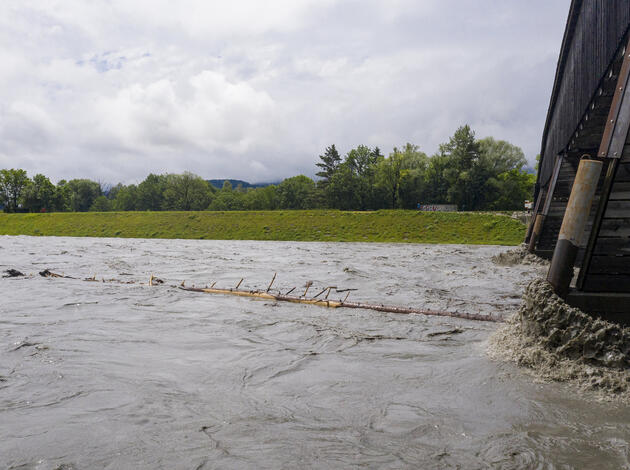 Hochwasser Rhein in Vaduz Hochwasser Rhein in Vaduz