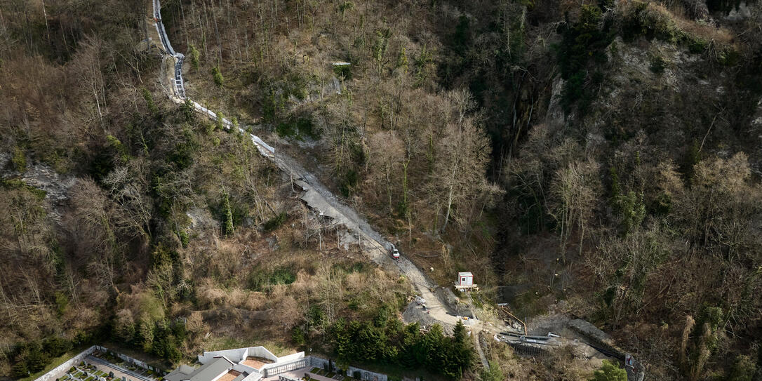 Installation der Fernwärme auf Schloss Vaduz