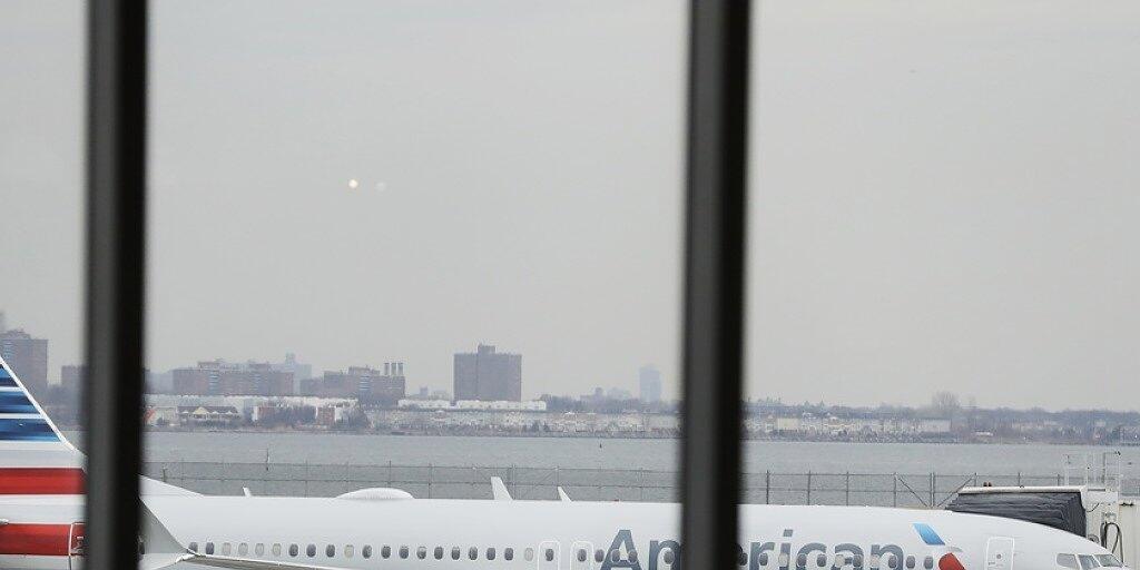 Am Boden: Eine Boeing 737 MAX 8 von American Airlines am LaGuardia Airport in New York.