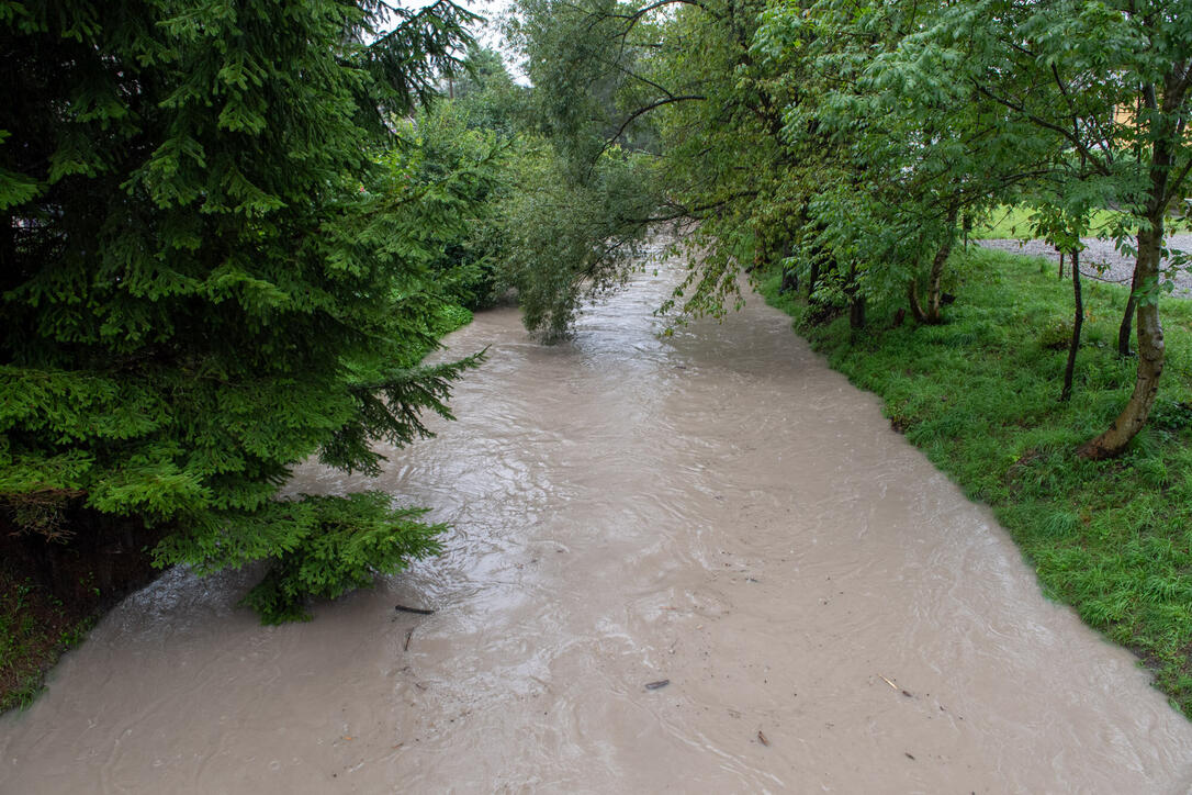 Hochwasser Rhein und Kanal