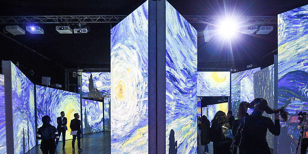 Rundum-Show: Die multimediale Ausstellung "Van Gogh Alive - The Experience" ist intensiv für alle Sinne. Rundum-Show: Die multimediale Ausstellung "Van Gogh Alive - The Experience" ist intensiv für alle Sinne.