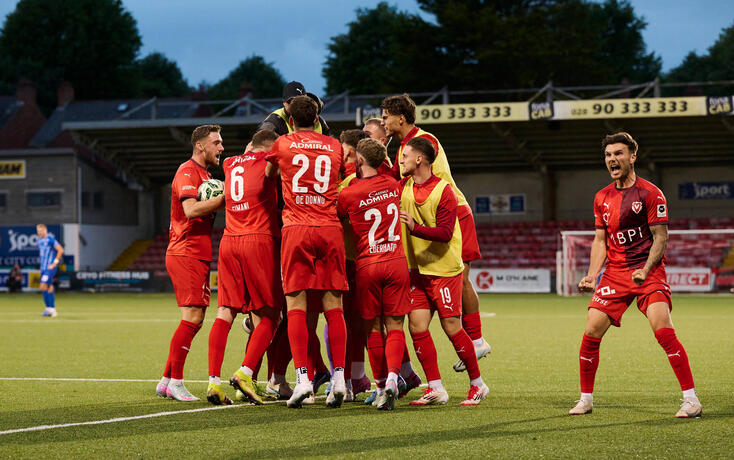 Vaduz im Freudentaummel. Nach zwei Jahren sofortigem Ausscheiden in der Conference League, hat der FCV diese Saison europäisch geliefert und auch der Meisterschaftsstart war erfolgreich.