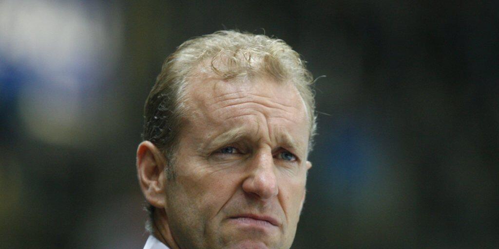 Ralph Krueger war zwischen 1997 und 2010 Trainer der Schweizer Eishockey-Nationalmannschaft Ralph Krueger war zwischen 1997 und 2010 Trainer der Schweizer Eishockey-Nationalmannschaft