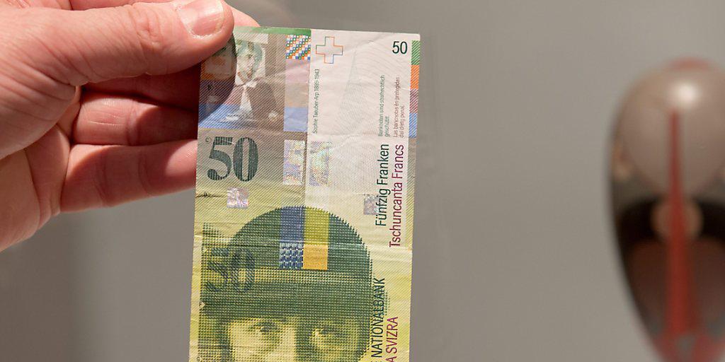 Wird nicht so schnell aus den Händen gegeben: Die alte 50er-Note mit dem Gesicht der Künstlerin Sophie Taeuber-Arp. Wird nicht so schnell aus den Händen gegeben: Die alte 50er-Note mit dem Gesicht der Künstlerin Sophie Taeuber-Arp.