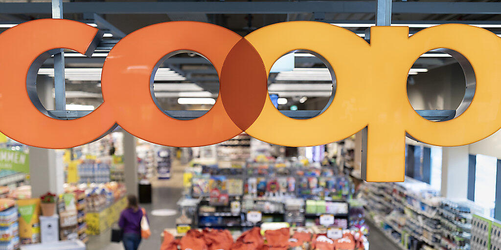 Coop erhöht Löhne im kommenden Jahr leicht. (Archivbild)
