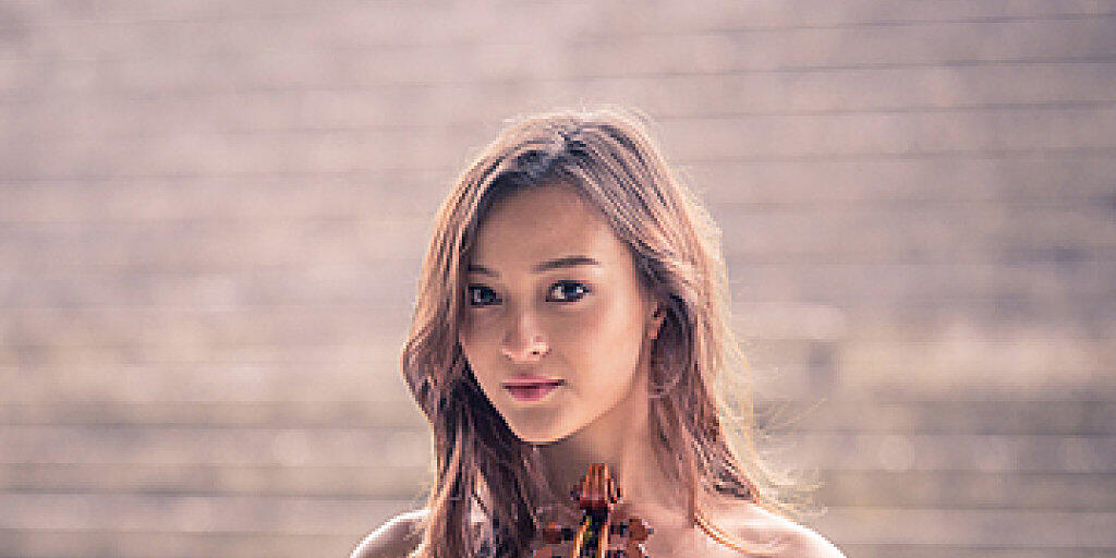 Die schweizerisch-japanische Doppelbürgerin Sumina Studer (21) ist eine von 44 Kandidaten, die nächste Woche in Genf zum weltweit wichtigsten Geigenwettbewerb antreten, dem Concours Menuhin. (zVg)