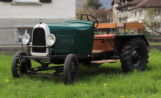 Autotraktor