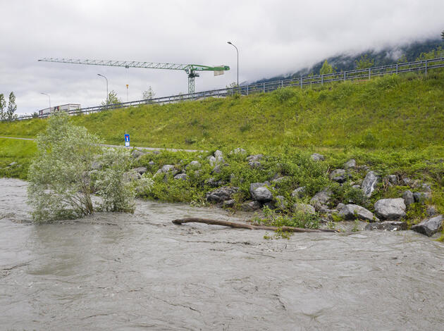Hochwasser Rhein in Vaduz Hochwasser Rhein in Vaduz