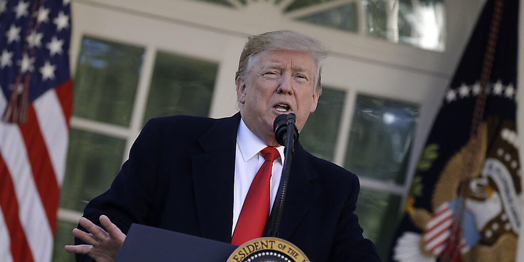 US-Präsident Donald Trump bei der Ankündigung des vorläufigen Endes der Haushaltssperre im Freitag im Rosengarten des Weissen Hauses.