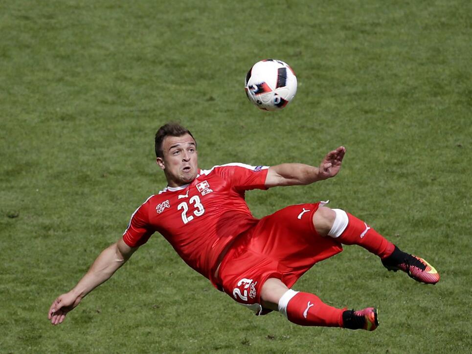 Xherdan Shaqiri gelang beim seinem Liverpool-Debüt ein ähnliches Tor wie damals an der Euro 2016 gegen Polen