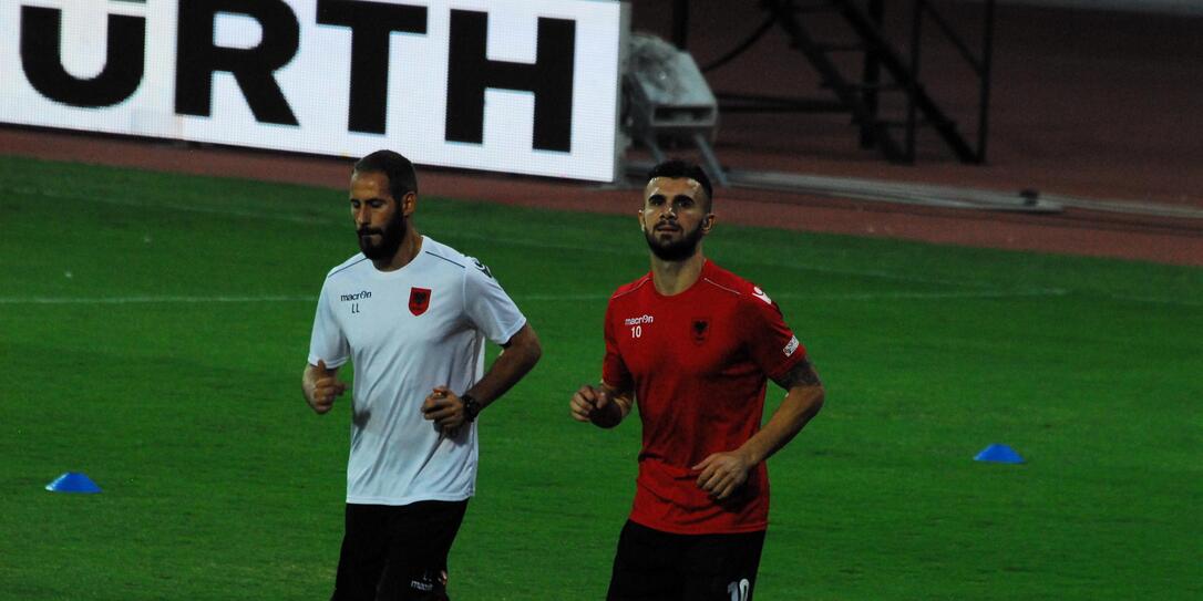 Armando Sadiku fraglich. Armando Sadiku fraglich.