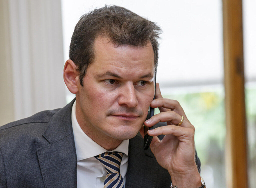 Der Genfer Sicherheitsdirektor Pierre Maudet: Für im Amt begangene Verstösse geniessen Regierungsmitglieder normalerweise Immunität. (Archiv) Der Genfer Sicherheitsdirektor Pierre Maudet: Für im Amt begangene Verstösse geniessen Regierungsmitglieder normalerweise Immunität. (Archiv)