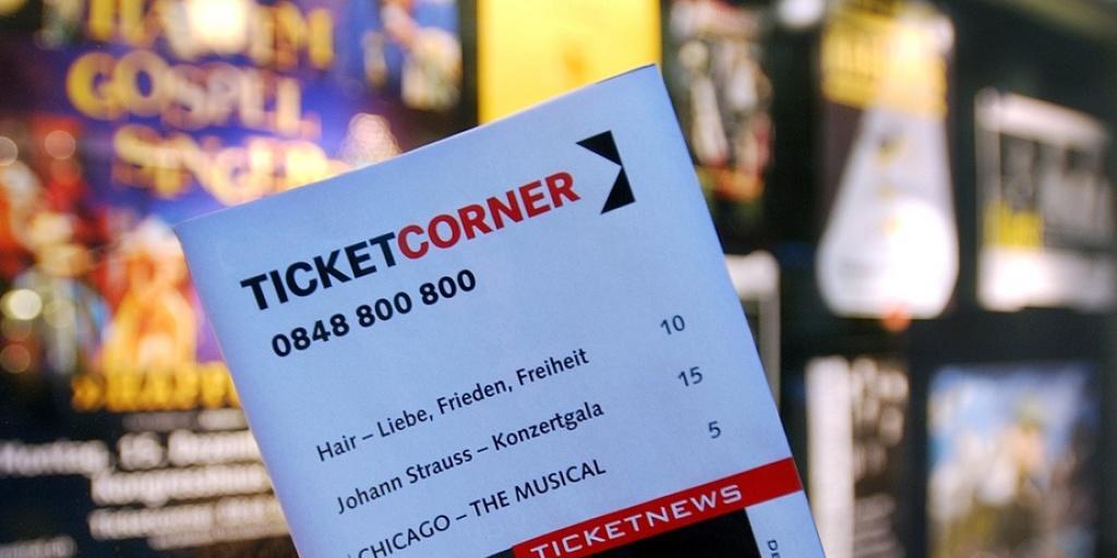 Ein Programmheft von Ticketcorner. Starticket und Ticketcorner wollen fusionieren (Archiv)