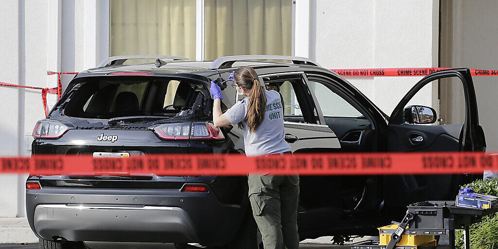 Die Polizei in Palm Beach (Florida) stoppte ein Auto mit Schüssen, dass nahe dem Golfclub von US-Präsident Donald Trump auf Irrfahrt war.