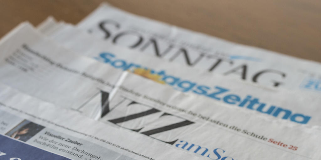 Die Sonntagszeitungen berichteten unter anderem über die Erhöhung des Rentenalters. (Archiv)
