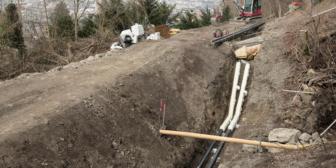 Installation der Fernwärme auf Schloss Vaduz