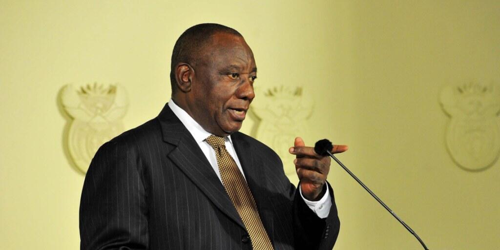 Viele Abgeordnete in Südafrika schliessen sich dem Willen des neuen südafrikanischen Präsidenten Cyril Ramaphosa nach einer Landreform an.