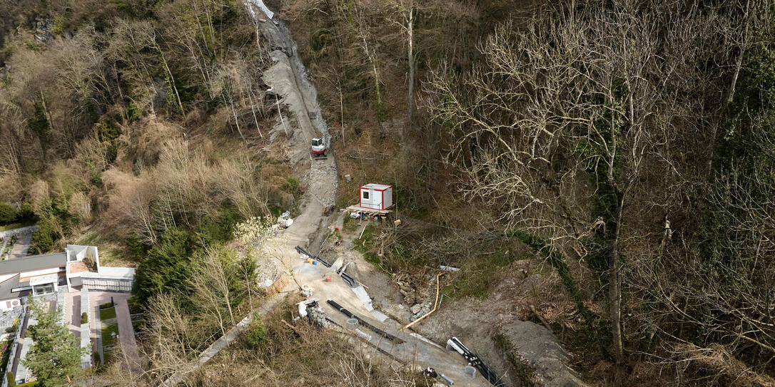 Installation der Fernwärme auf Schloss Vaduz