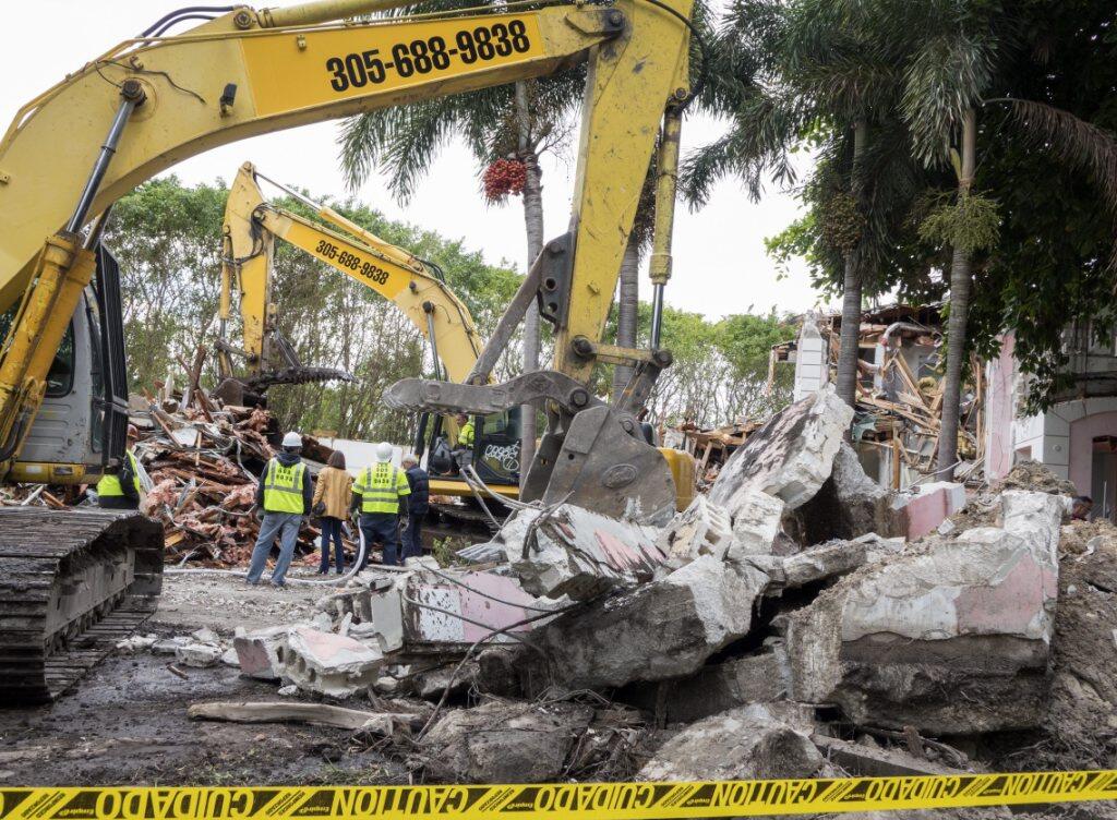 Analog zu dieser Villa des kolumbianischen Drogenbosses Pablo Escobar in Miami wird ein Wohnhaus des Drogenbarons in Medellín abgerissen. (Archivbild)