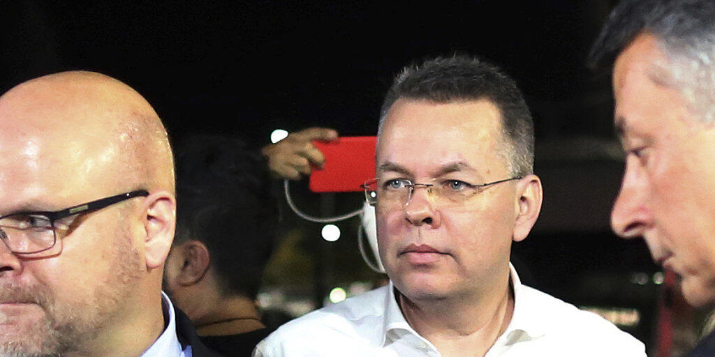 Der US-Pastor Andrew Brunson ist nach zwei Jahren Haft in der Türkei am Samstag in den USA angekommen.