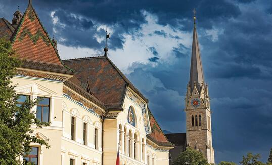 Regierung und Kathedrale