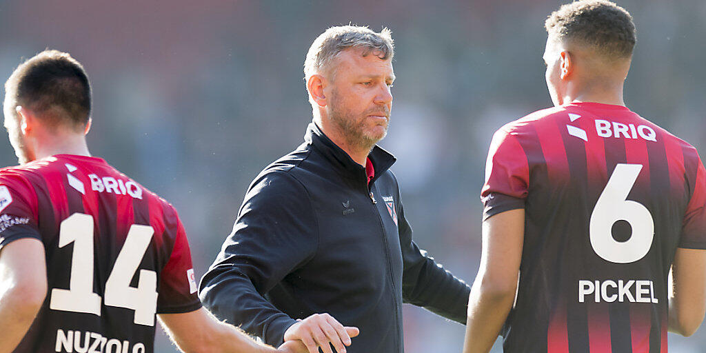 Stéphane Henchoz geht seinen Weg unbeirrt weiter, obwohl er in der neuen Saison nicht mehr Xamax-Trainer sein wird