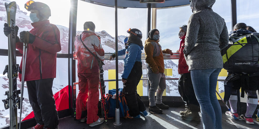 HYGIENEMASKE, ATEMSCHUTZMASKE, ATEMSCHUTZ, SCHUTZMASKE, MASKE, GESICHTSMASKE, CORONAVIRUS, COVID-19, COVID 19, CORONAPANDEMIE, SAISONEROEFFNUNG, WINTERSAISON, SKIGEBIET, WINTERSPORT, SKIFAHREN, SNOWBOARDFAHREN, HYGIENEMASKE, ATEMSCHUTZMASKE, ATEMSCHUTZ, SCHUTZMASKE, MASKE, GESICHTSMASKE, CORONAVIRUS, COVID-19, COVID 19, CORONAPANDEMIE, SAISONEROEFFNUNG, WINTERSAISON, SKIGEBIET, WINTERSPORT, SKIFAHREN, SNOWBOARDFAHREN,