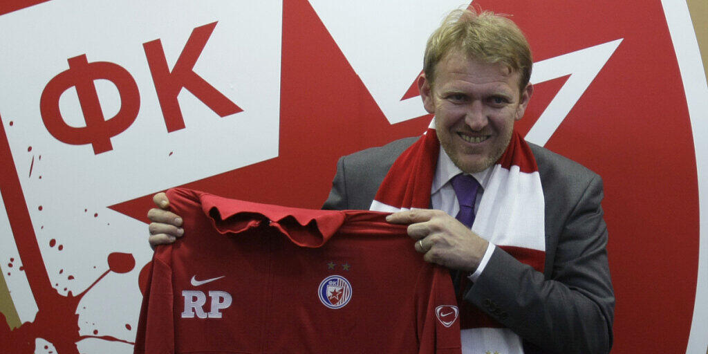 Eine typische jugoslawische Biografie: Bis 1991 spielte Robert Prosinecki für die jugoslawische Nationalmannschaft und Roter Stern Belgrad, dann feierte er mit Kroatien grosse Erfolge und 2010 (Bild) kehrte er als Trainer zurück zu Roter Stern