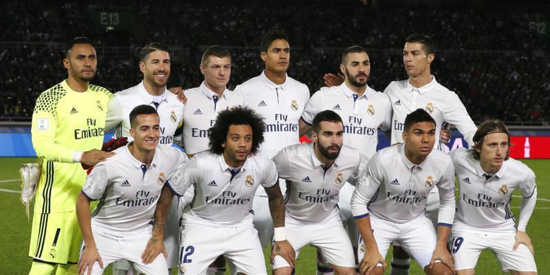 Real Madrid, hier vor dem Klub-WM-Final vom letzten Wochenende, muss nur noch bis Sommer mit den unter Vertrag stehenden Profis auskommen.