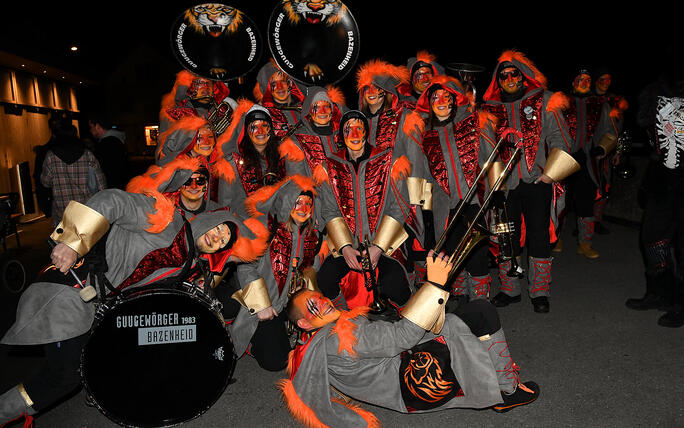 Monsterkonzert und Maskenball in Gams