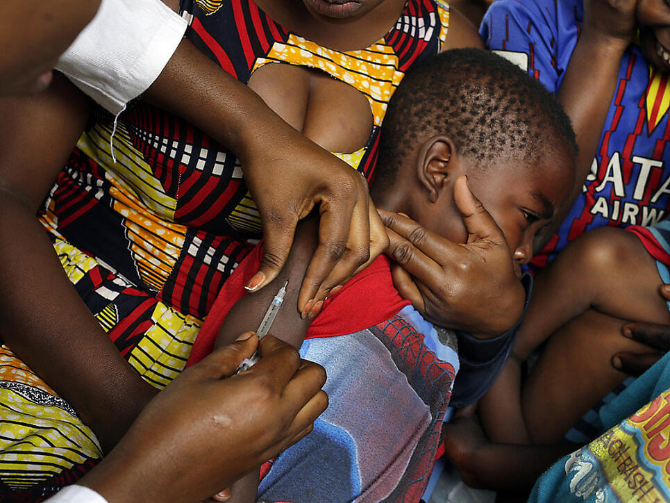 Die Weltgesundheitsorganisation (WHO) will mit Massenimpfungen in Afrika weitere Gelbfieber-Epidemien auf dem Kontinent bis 2026 verhindern. (Symbolbild)