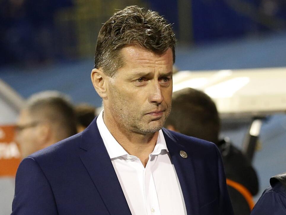 Michael Skibbe droht bei einem Scheitern in den WM-Playoffs das Aus als griechischer Nationaltrainer